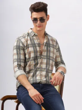 BULLMER Trendy Green Regular Fit Checked Causal Full sleeve Shirt For Men.