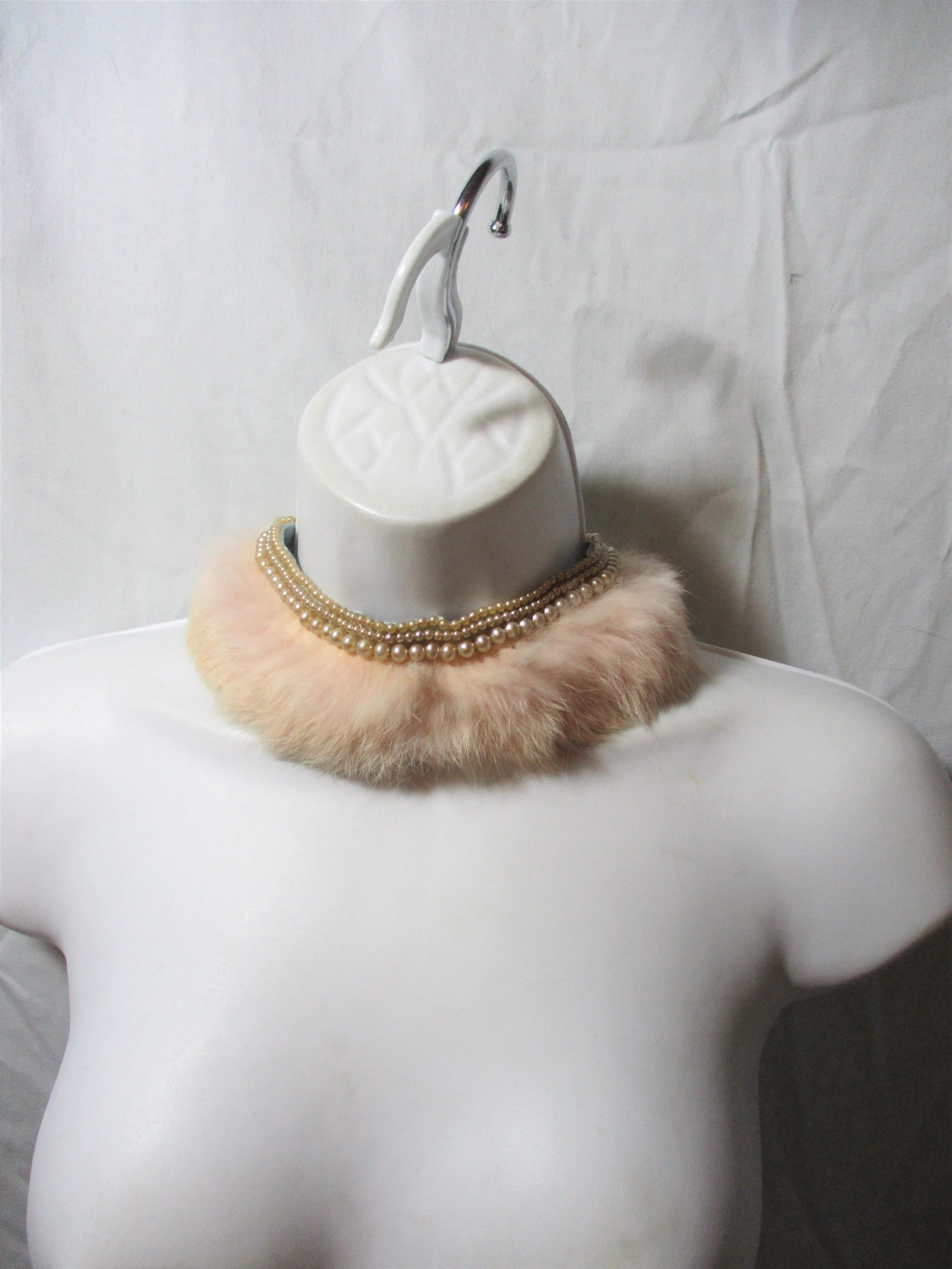 Vintage Retro JAPAN PEARL RABBIT FUR Beaded HANDMADE INecklace Collar Bib Hippie Indie Gypsy Festival