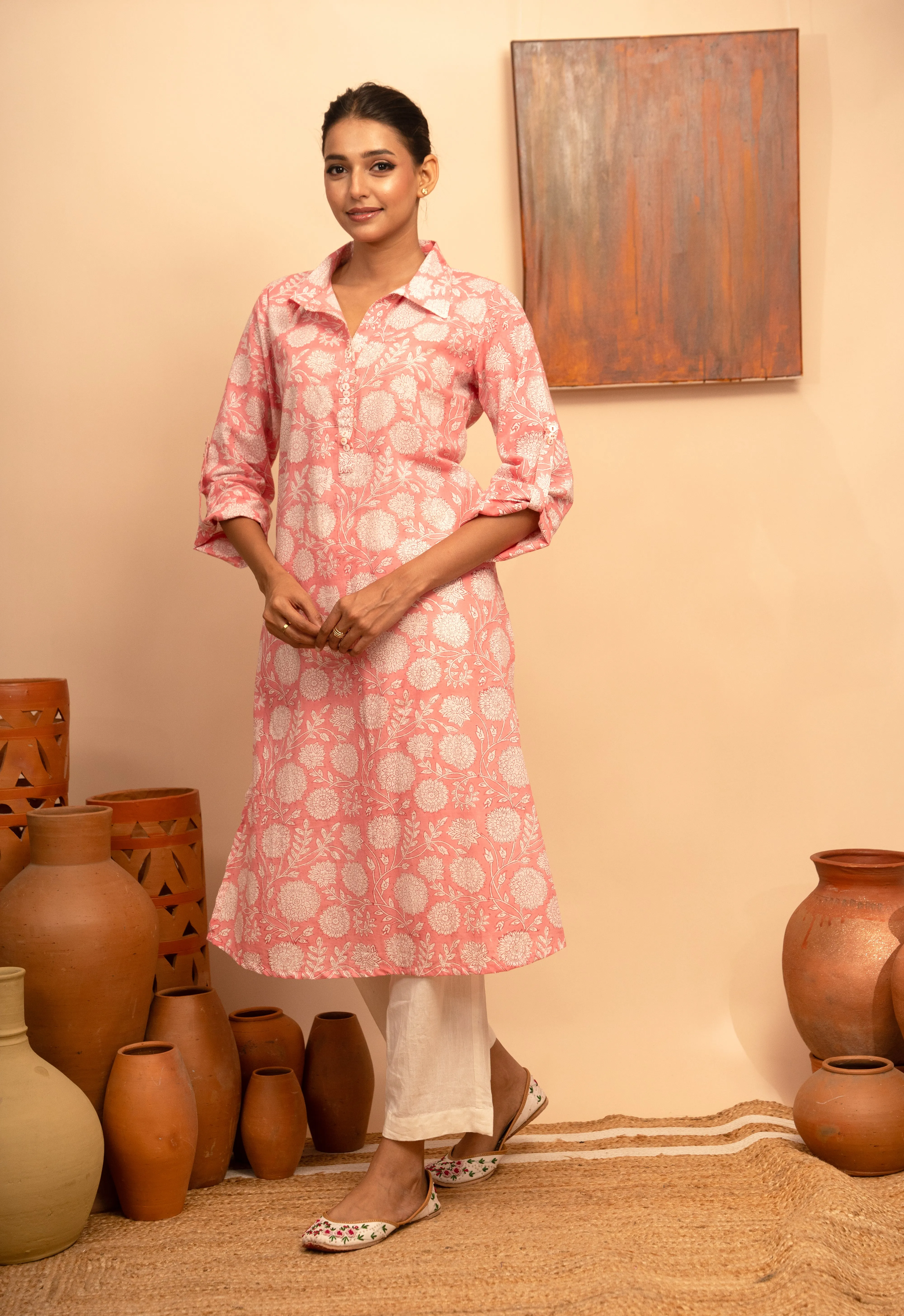 Womens Cotton Round Collar Block-Printed Pink  Regular Fit Kurta  Arya collection